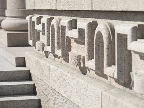 Lisää tietoa ​Kansanedustajien eläkejärjestelmän kehitykksestä.