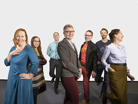 Lisää tietoa kirjaston  henkilökunnasta.