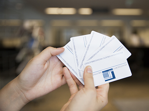 Lisää tietoa käyttösäännöistä.